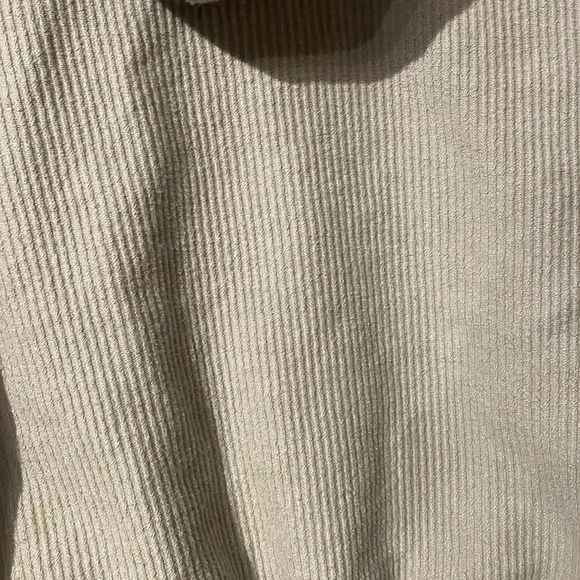 Aerie Women’s Small Ribbed Hoodie - Picture 7 of 9